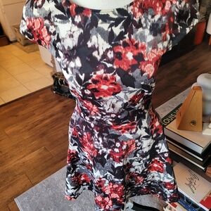 love...ady Cap Sleeve Dress with Floral Pattern